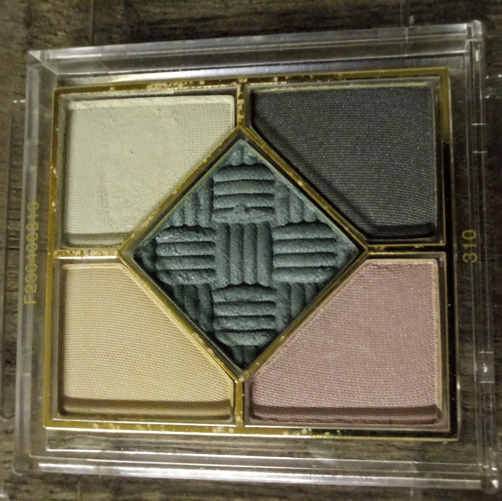 Dior #310 eyeshadow pallet
